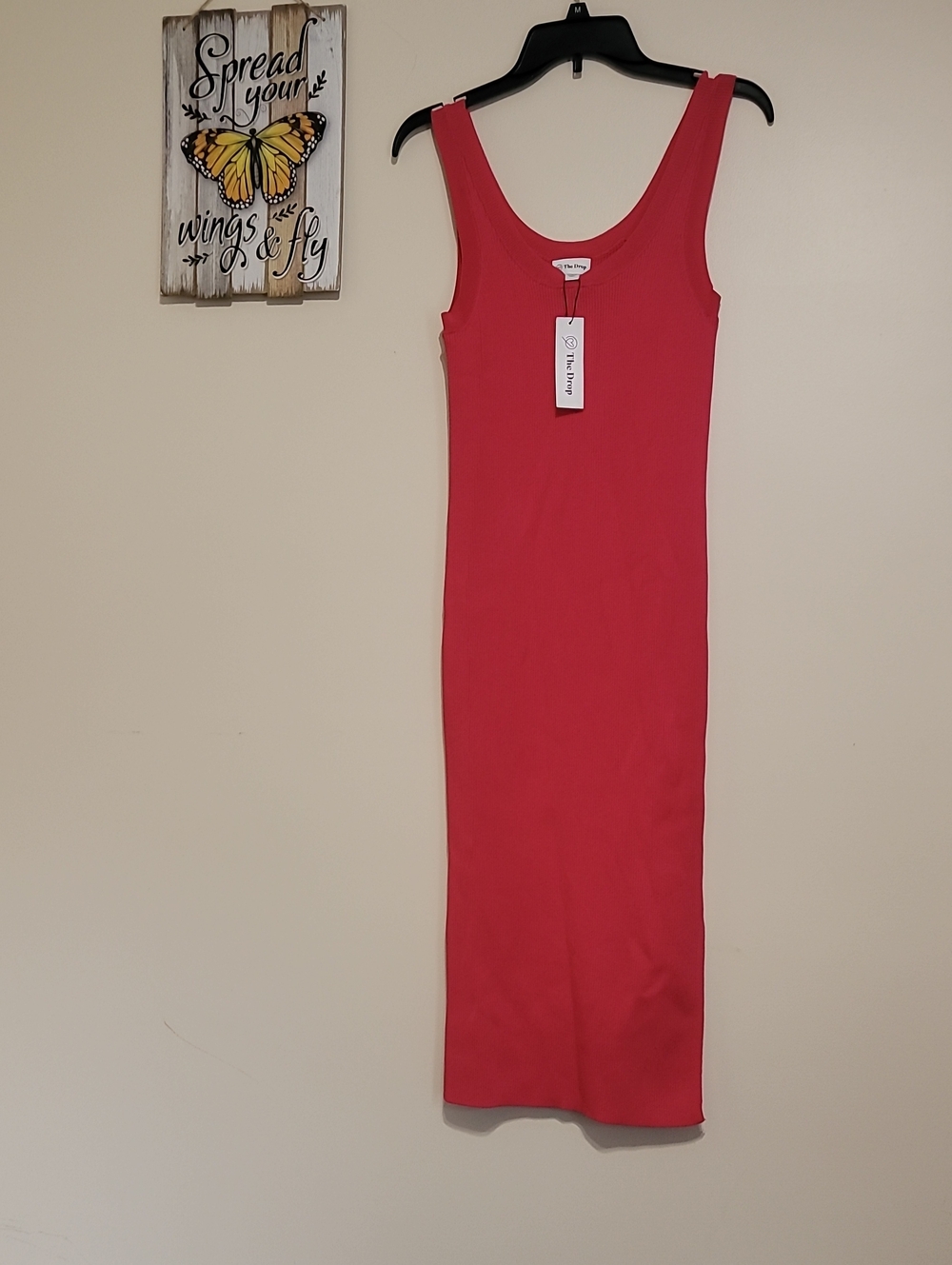 Women's pink sleeveless dress